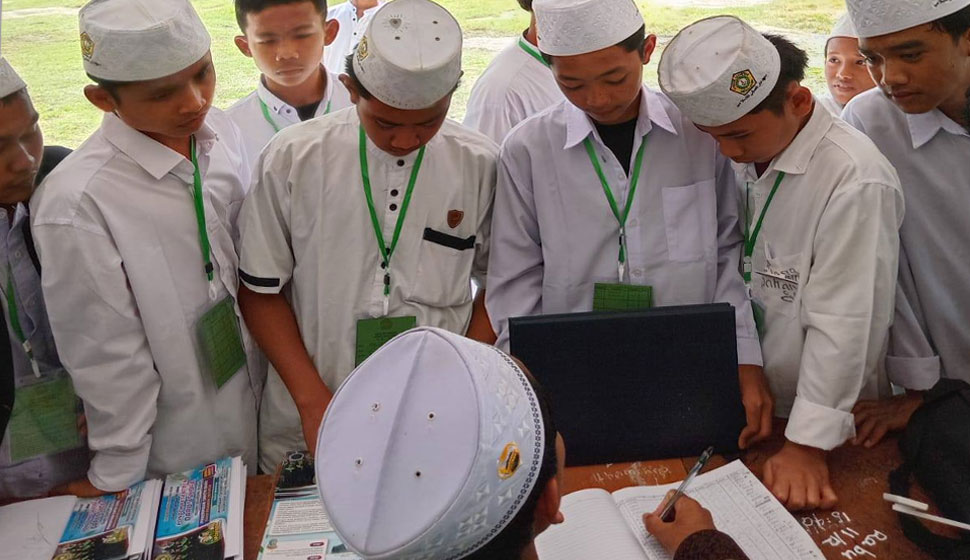 Pembagian Rapor Semester Ganjil dan Pengumuman Perpulangan Santri Pondok Pesantren Darus Shofa